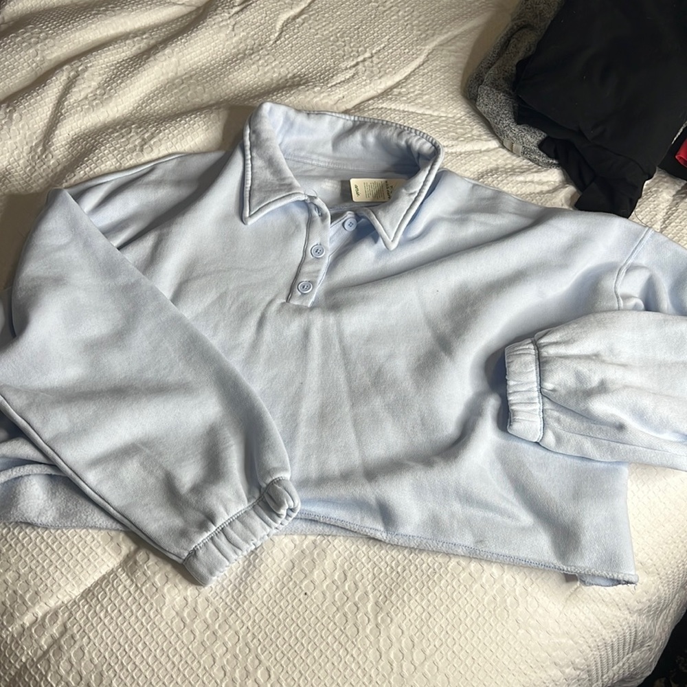 Aerie sweater crop